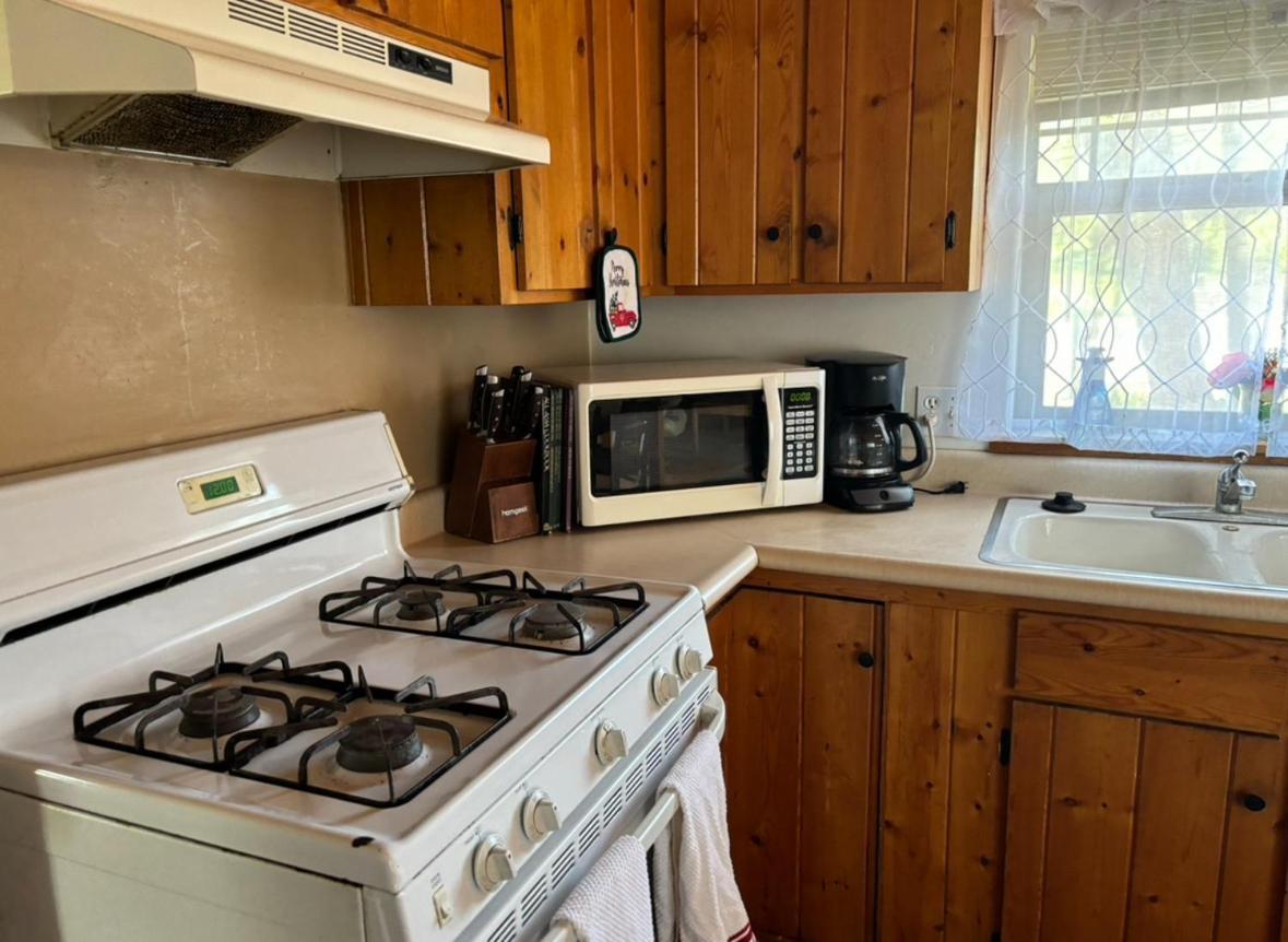 Sequoia River Front Cabins Three Rivers Exteriör bild
